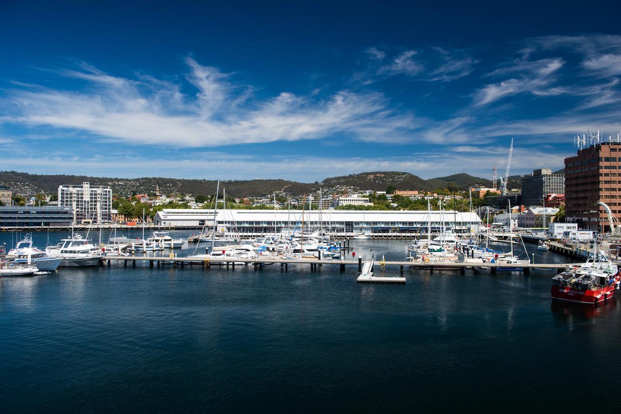 Macq 01 Hotel Hobart Exterior foto Hobart International Marina